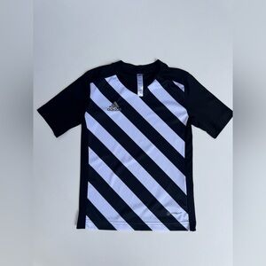 ✨NWOT Boys Adidas Monochrome Diagonal Striped Tee✨